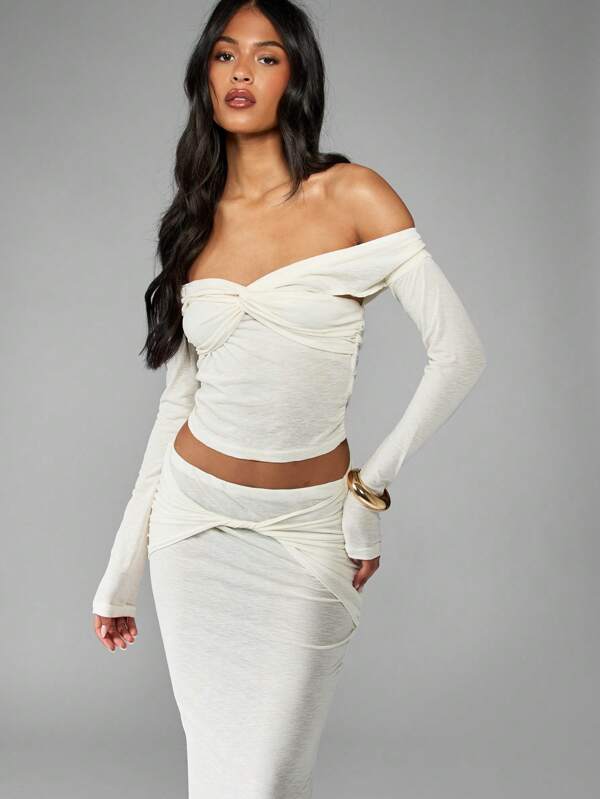 Missguided MISSGUIDED Off Shoulder Twisted Long Sleeve Crop Top Maxi Skirt Two Piece Outfit