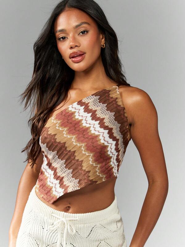 Missguided MISSGUIDED One Shoulder Asymmetric Crochet Wave Pattern Crop Top