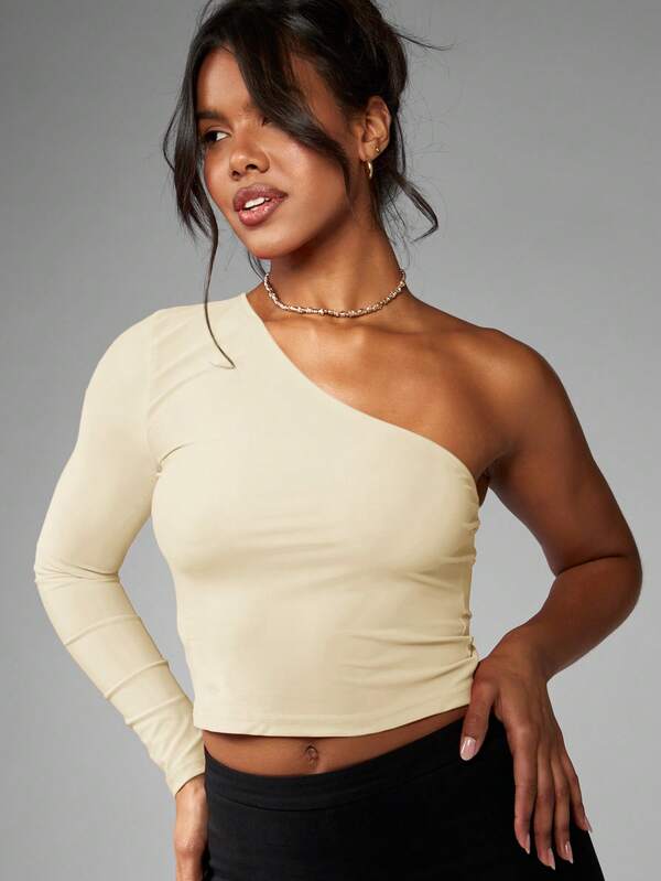 Missguided MISSGUIDED One Shoulder Asymmetric Elegant Fitted Crop Top