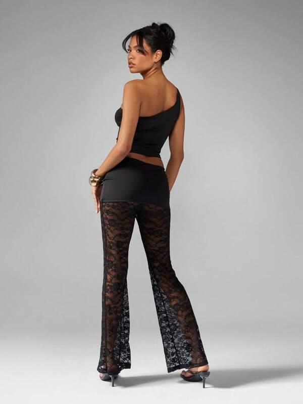 Missguided MISSGUIDED One Shoulder Crop Top With Lace Flare Pants
