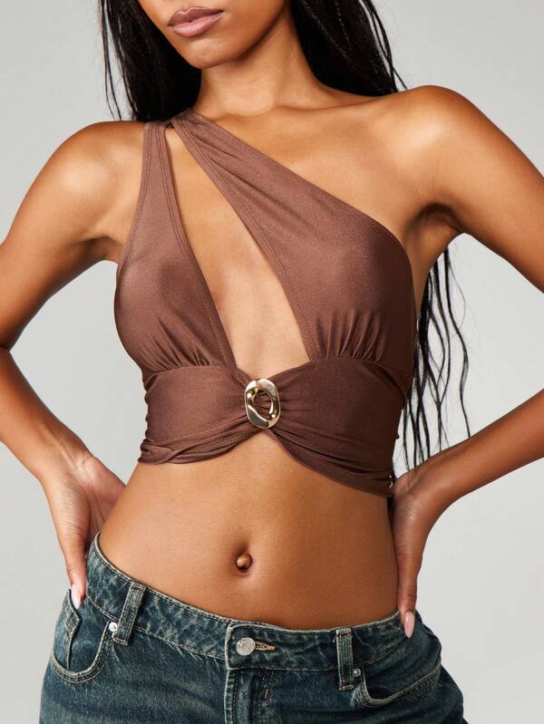 Missguided MISSGUIDED One Shoulder Cut Out Crop Top With Ring Detail