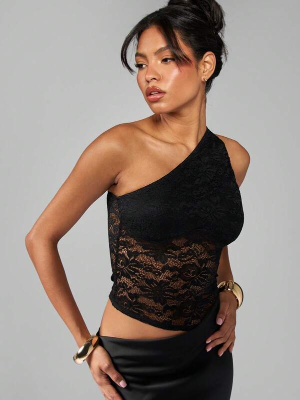 Missguided MISSGUIDED One Shoulder Lace Panel Maxi Dress With Fitted Silhouette