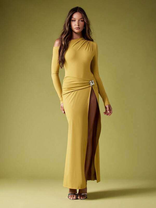 missguided MISSGUIDED One Shoulder Maxi Dress With Ruched Detail