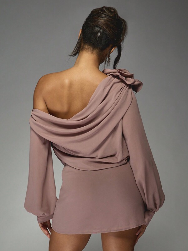 Missguided MISSGUIDED One Shoulder Mini Dress With Flower Detail