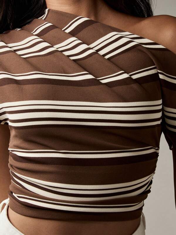 Missguided MISSGUIDED One Shoulder Ruched Crop Top With Stripes