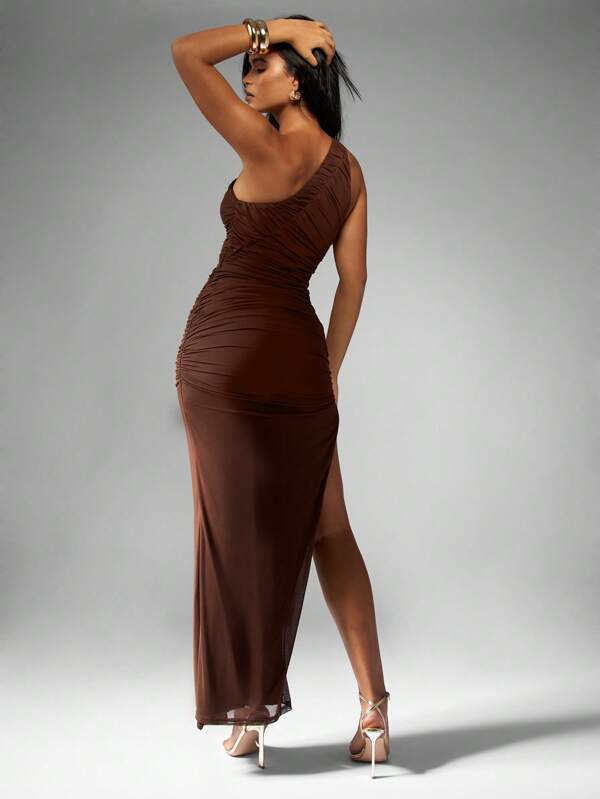 Missguided MISSGUIDED One Shoulder Ruched Maxi Dress With Side Slit