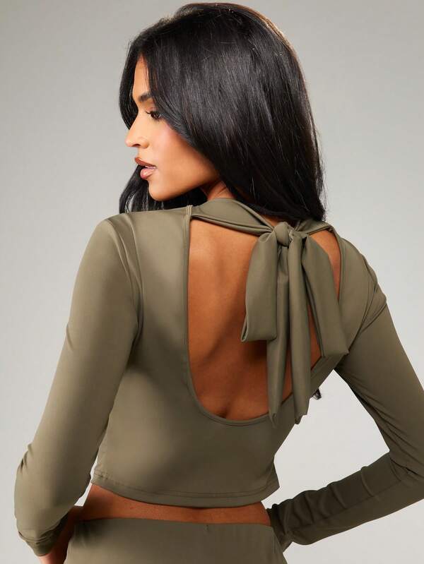 Missguided MISSGUIDED Open Back Bow Detail Crop Top With Fitted Maxi Skirt