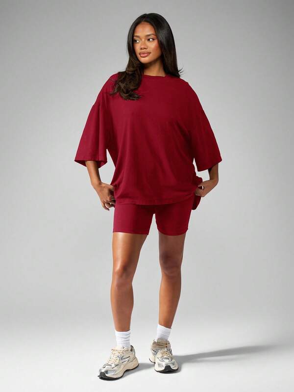 Missguided MISSGUIDED Oversized Batwing T Shirt With Fitted Biker Shorts