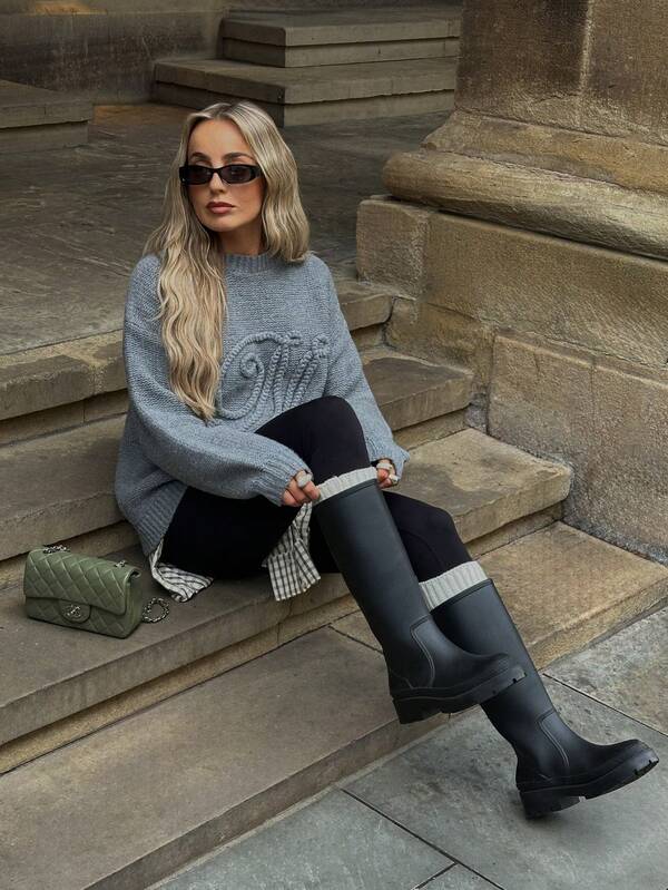 missguided MISSGUIDED Oversized Cable Knit Sweater With Embroidery Detail