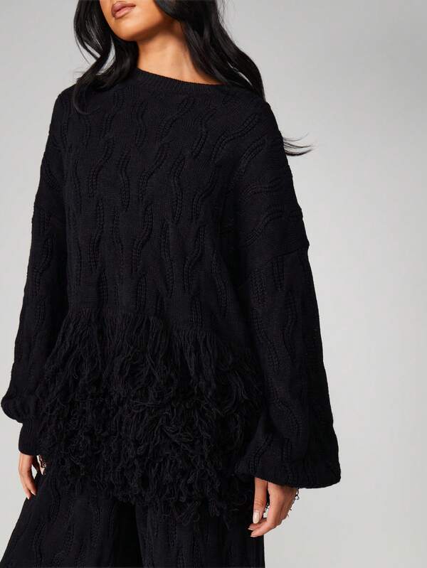 Missguided MISSGUIDED Oversized Cable Knit Sweater With Fringe Hem