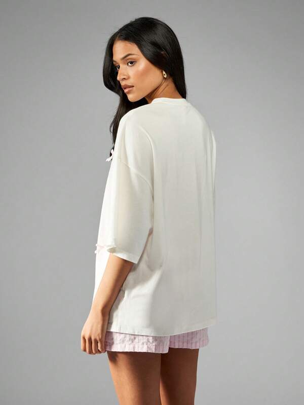 Missguided MISSGUIDED Oversized Cotton T-Shirt With Soft Stretch And Pink Bow Detail