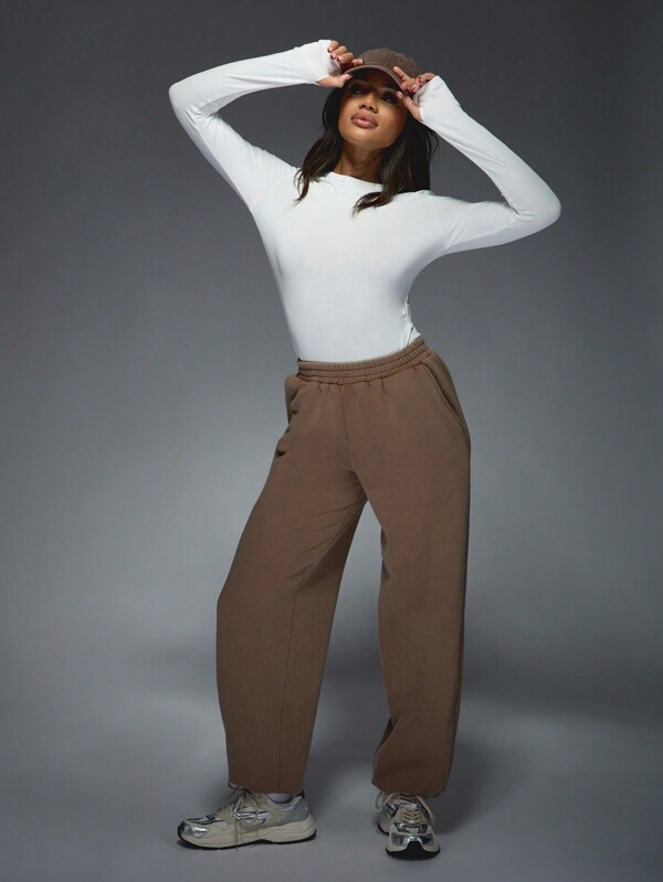 Missguided MISSGUIDED Oversized Cozy Fleece Sweatpants With Side Pockets