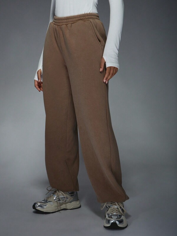 missguided MISSGUIDED Oversized Cozy Fleece Sweatpants With Side Pockets
