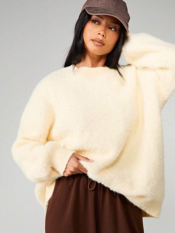 Missguided MISSGUIDED Oversized Crew Neck Fuzzy Sweater