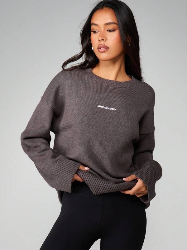 Missguided MISSGUIDED Oversized Crew Neck Knit Sweater With Embroidery