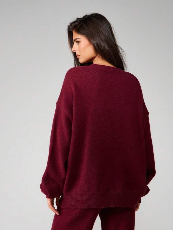 Missguided MISSGUIDED Oversized Crew Neck Knit Sweater With Logo Print