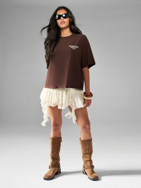 Missguided MISSGUIDED Oversized Cropped Music Festival T-Shirt With Print