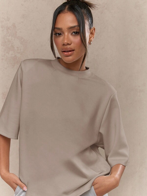 Missguided MISSGUIDED Oversized Drop Shoulder T Shirt With Relaxed Fit