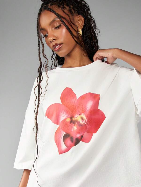 Missguided MISSGUIDED Oversized Floral Graphic Pink Orchid Design Cotton T-Shirt