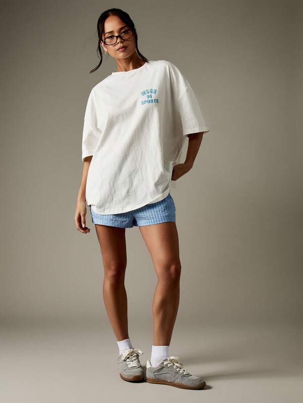 Missguided MISSGUIDED Oversized Graphic Crew Neck Tee