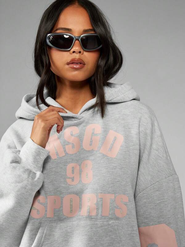 Missguided MISSGUIDED Oversized Graphic Hoodie With Centre Pocket