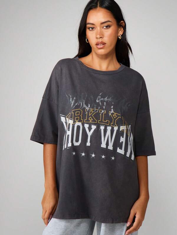 missguided MISSGUIDED Oversized Graphic T Shirt With Brooklyn Print