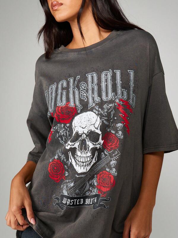 Missguided MISSGUIDED Oversized Graphic T-Shirt With Skull Print