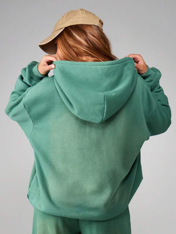 Missguided MISSGUIDED Oversized Hoodie With Drawstring And Centre Pocket