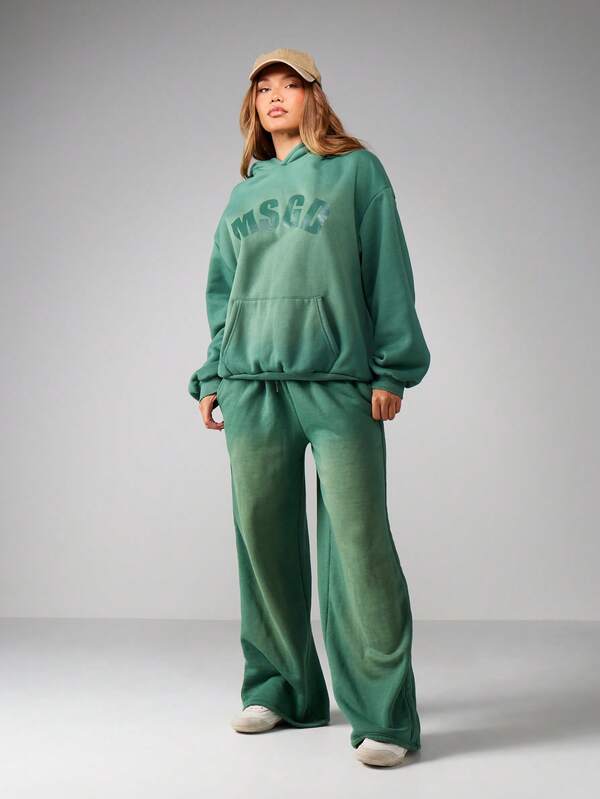 Missguided MISSGUIDED Oversized Hoodie With Drawstring And Centre Pocket