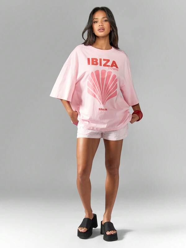 Missguided MISSGUIDED Oversized Ibiza Town Shell Print T-Shirt