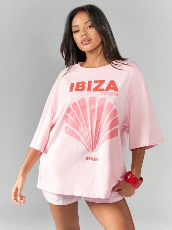 missguided MISSGUIDED Oversized Ibiza Town Shell Print T-Shirt