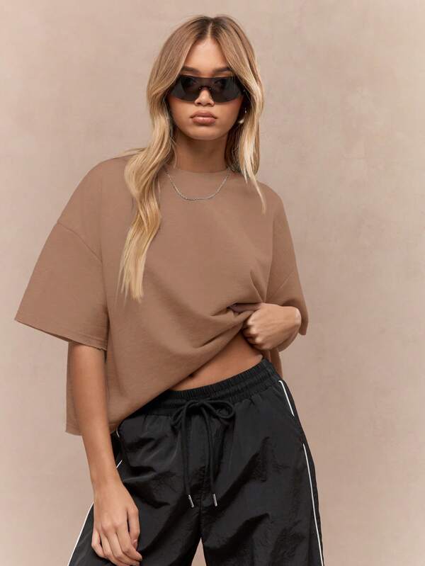 missguided MISSGUIDED Oversized Raw Edge Loopback Sweatshirt Style T Shirt