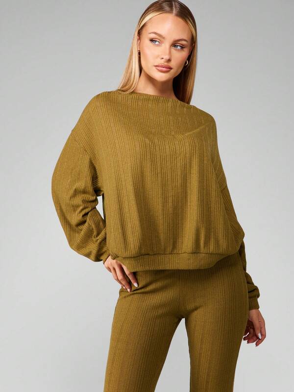 Missguided MISSGUIDED Oversized Ribbed Knit Sweater And Flared Pants Set