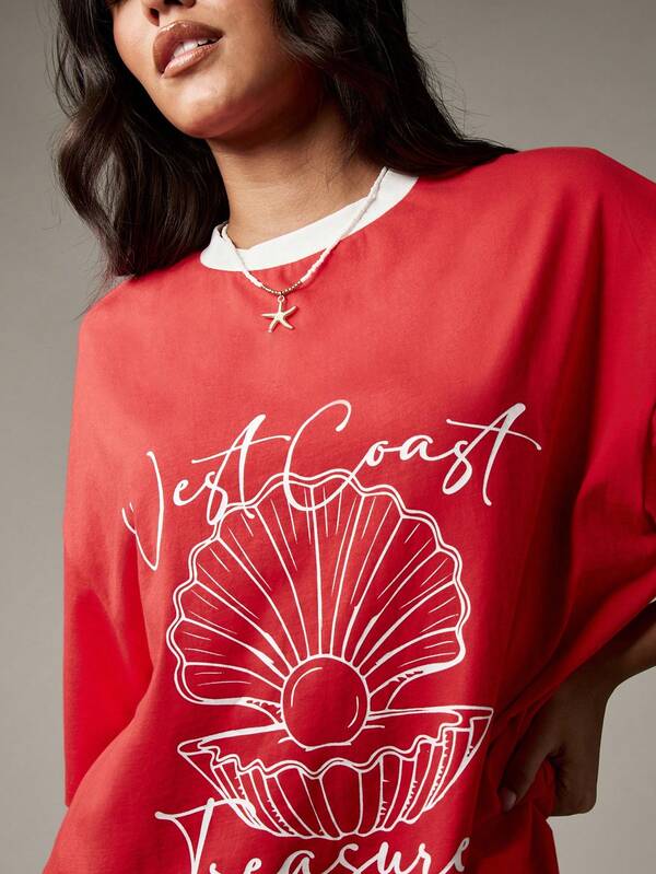 Missguided MISSGUIDED Oversized Shell Print T Shirt With White Collar Trim