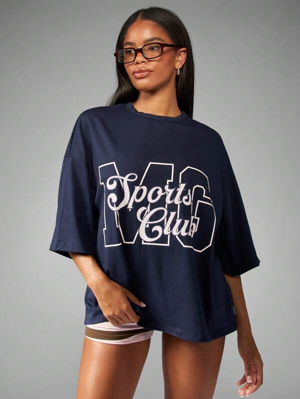 missguided MISSGUIDED Oversized Sports Club Graphic T-Shirt With Drop Shoulder
