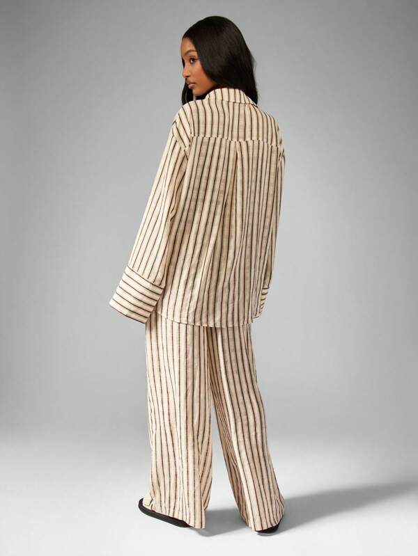 Missguided MISSGUIDED Oversized Striped Button-Down Shirt And Wide Leg Pants Two-Piece Outfit