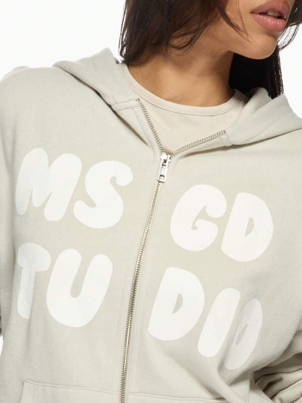 Missguided MISSGUIDED Oversized Studio Graphic Casual Zip-Up Sweatshirt