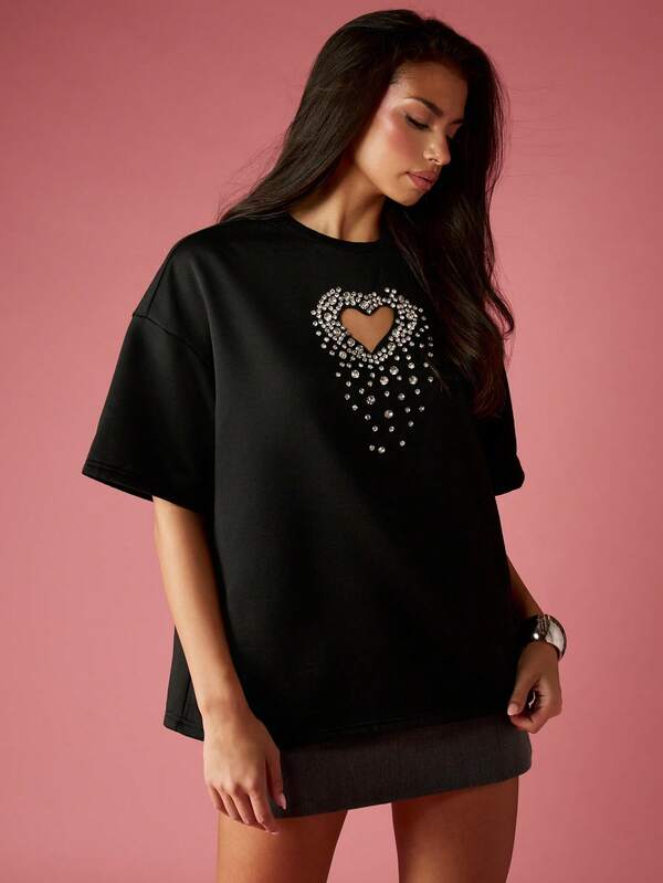 Missguided MISSGUIDED Oversized T-Shirt With Crystal Heart Cut Out