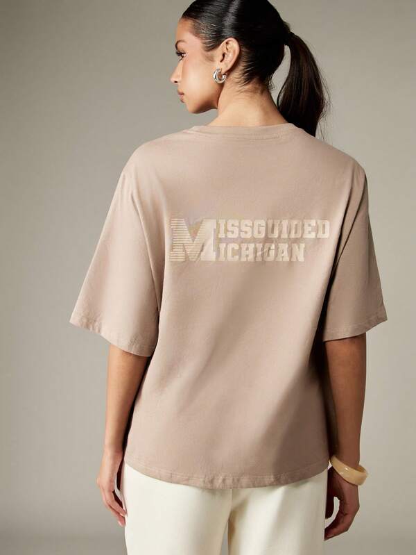 missguided MISSGUIDED Oversized T-Shirt With Michigan Varsity Logo