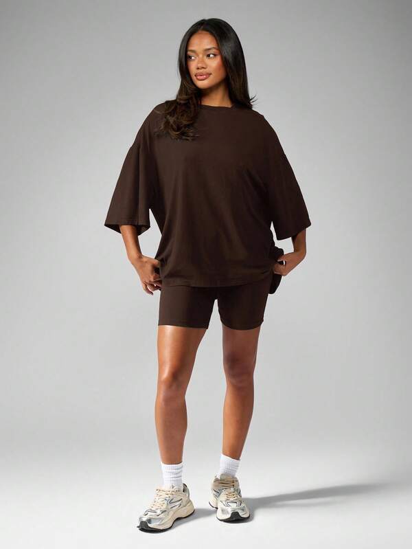 Missguided MISSGUIDED Oversized Tee And Biker Shorts Set With Wide Sleeves