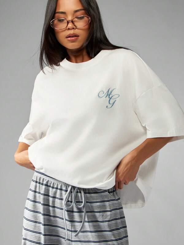 missguided MISSGUIDED Oversized White T-Shirt With Blue Monogram Logo