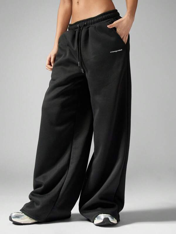 missguided MISSGUIDED Oversized Wide Leg Jogger Pants Comfort Stretch missguided MISSGUIDED Oversized Wide Leg Jogger Pants Comfort Stretch