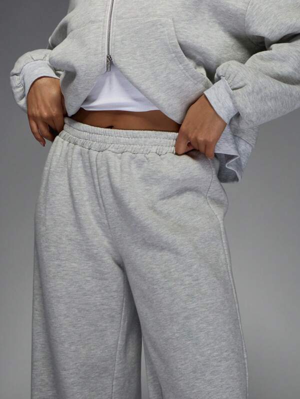 Missguided MISSGUIDED Oversized Wide Leg Sweatpants With Side Pockets
