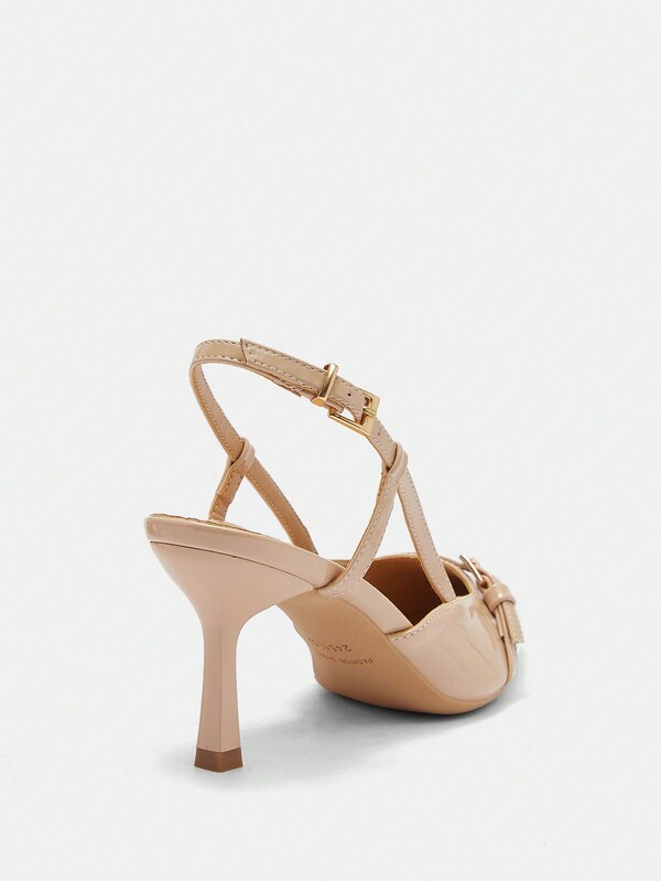 Missguided MISSGUIDED Patent Leather Pointed Toe Slingback Pumps Kitten Heel Buckle Detailed
