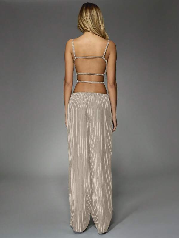 Missguided MISSGUIDED Pinstripe Two-Piece Set Crop Top And Wide Leg Pants