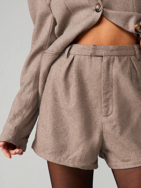 Missguided MISSGUIDED Pleated Front Wool Blend Shorts
