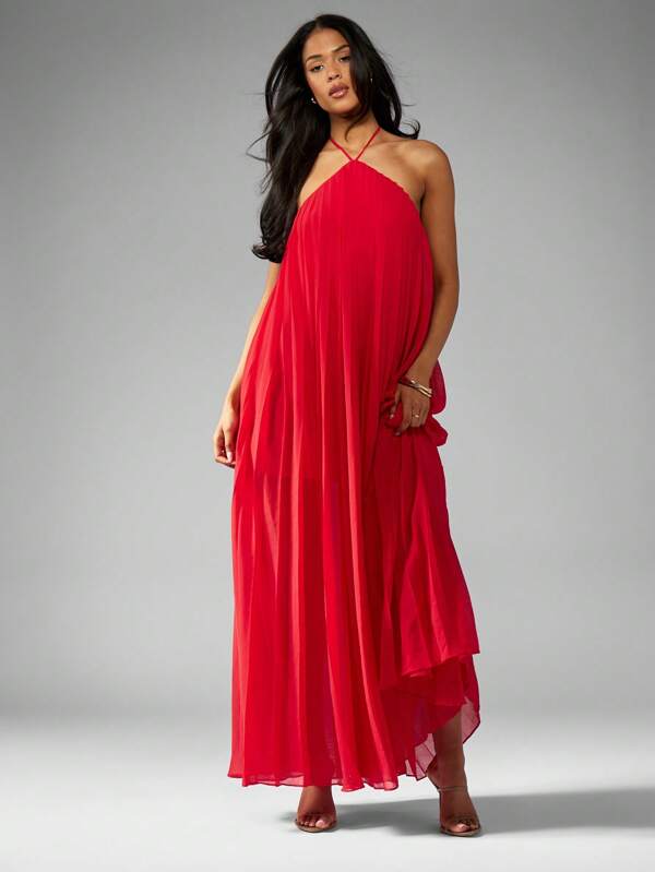 missguided MISSGUIDED Pleated Georgette Maxi Halter Dress