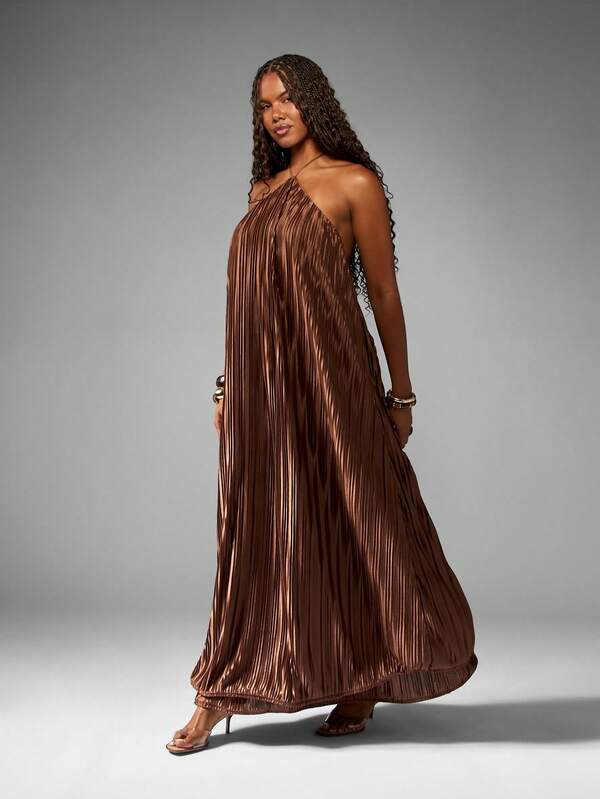 Missguided MISSGUIDED Pleated Halter Maxi Dress With Ruffle Hem