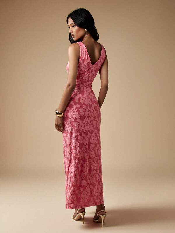 Missguided MISSGUIDED Plunge Neck Ruched Maxi Dress With Rose Detail