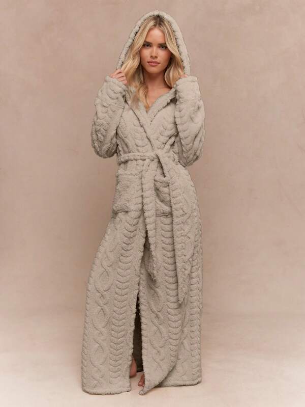 Missguided MISSGUIDED Plush Hooded Bathrobe With Cable Knit Texture